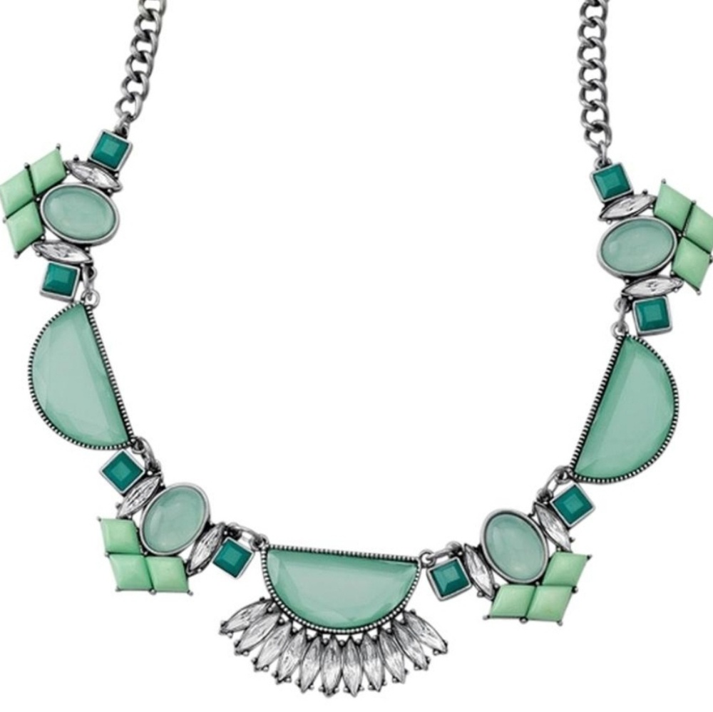 Lia Sophia turquoise statement necklace